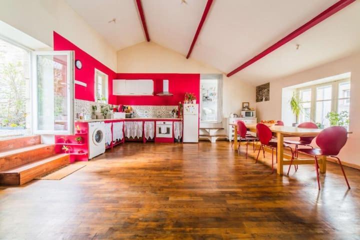Appartement Rouge Avec Jardin Eymoutiers  Εξωτερικό φωτογραφία
