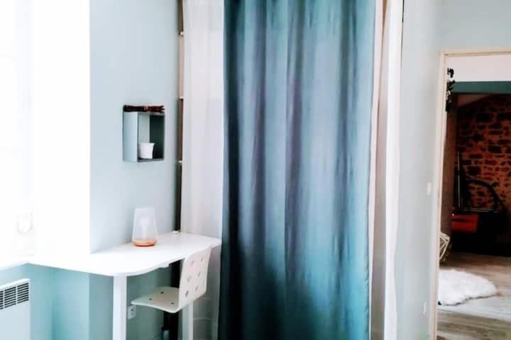 Appartement Rouge Avec Jardin Eymoutiers  Εξωτερικό φωτογραφία